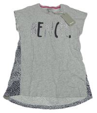 Nové - Šedo-tmavomodro-bílé tričko s nápisem a vzorovanými zády Bench