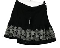 Nové - Dámska čierna plátenná sukňa s výšivkou Primark