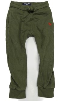 Khaki turecké tepláky s dinosaurem Next