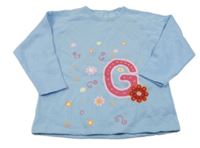 Svetlomodrá mikina s kvietkami a písmenkom