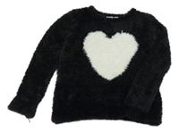 Čierny chlpatý sveter so srdcem H&M