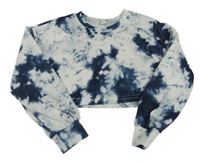 Bielo-tmavomodrá batikovaná crop mikina Shein