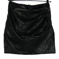 Dámska čierna koženková sukňa s řasením zn. Shein