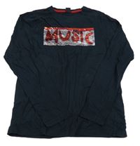 Tmavomodré tričko s nápisem z překlápěcích flitrů Y.F.K.