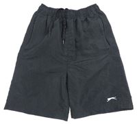 Černé šusťákové kraťasy Slazenger