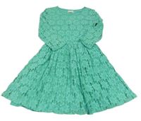 Zelené čipkové šaty