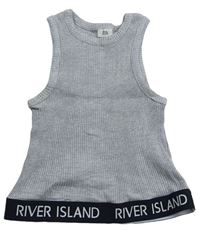 Sivo-čierny rebrovaný crop top s logom River Island