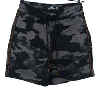 Pánské černo-šedé army teplákové kraťasy Hollister 