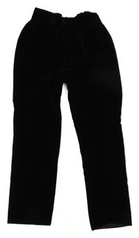 Čierne zamatové nohavice Romana