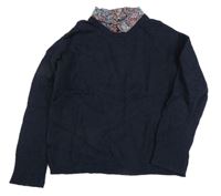 Tmavomodrý vlnený sveter s kvetovaným golierikom Cyrillus