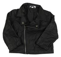 Čierny koženkový krivák Ergee