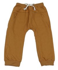 Hnědé lehké crop baggy tepláky 