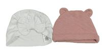 2x čepice - bílá turbanová s mašlí + starorůžová prošívaná