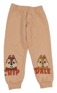 Růžové tepláky s Chipem a Dalem Zara