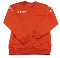 Červená mikina s nápisom