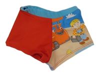 Červeno-modro-béžové nohavičkové plavky s Bořkem Stavitelem