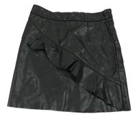 Čierna koženková sukňa s volánikom Primark