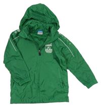 Zelená šušťáková futbalová bunda s erbem a kapucňou Jako