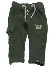 Khaki tepláky s nápisom a vreckom