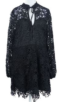 Dámské černé krajkové šaty MissGuided 