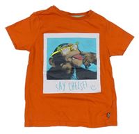 Oranžové tričko s opicou a nápisom F&F