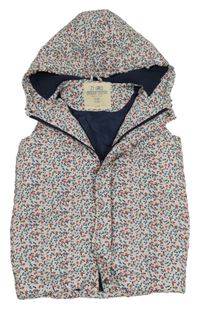 Bílá květovaná šusťáková zateplená vesta s kapucí