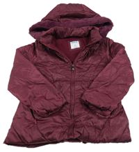 Mahagonová šusťáková zateplená bunda s kapucí s kožešinou Mayoral