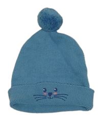 Modrá čapica s ňufáčikom  a brmbolcom