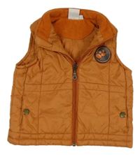 Tehlová prešívaná šušťáková zateplená vesta s nášivkou impidimpi