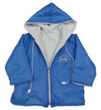 Modrá šusťáková zateplená bunda s nápisem a kapucí