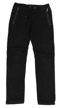 Černé skinny rifle se zipy C&A