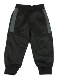 Čierne športové tepláky s sivým pruhom