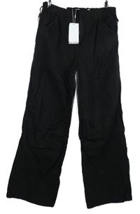 Nové - Dámské černé plátěné parachute kalhoty Bershka 