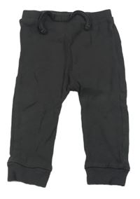 Tmavosivé rebrované ľahké tepláky Matalan