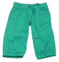 Zelené plátenné capri nohavice s úpletovým pasom C&A