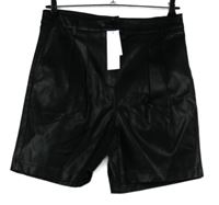 Nové - Dámske čierne koženkové kraťasy Topshop