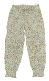 Biele turecké nohavice s kvietkami C&A