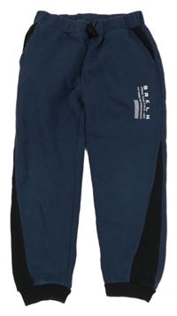 Tmavomodro-černé sportovní tepláky s nápisem Matalan