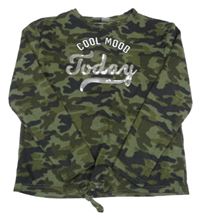 Kaki-čierno-béžový army ľahký sveter s nápisem z flitrů Y.F.K.