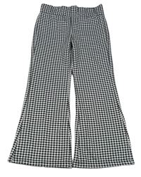 Čierno-biele kockované teplákové flare nohavice F&F