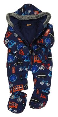 Tmavomodrá šušťáková zimná kombinéza s autami a kapucí + capáčky + rukavice