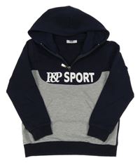 Tmavomodro-sivá mikina s nápisom a kapucňou