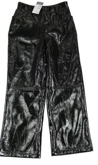 Nové - černé lesklé koženkové kalhoty PRIMARK