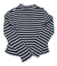 Tmavomodro-biely pruhovaný svetrový crop rolák Next