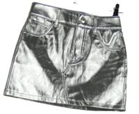 Dámska strieborná koženková minisukňa Bershka