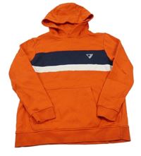 Červeno-tmavomodro-biela mikina s výšivkou a vreckom a kapucňou George