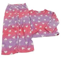 Růžovo-fialové chlupaté pyžamo se srdíčky 