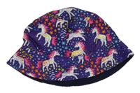 Tmavomodro/fialový plátenný obojstranný klobúk s jednorožcami