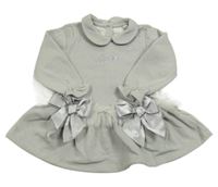 Sivé trblietavé teplákové šaty s mašľami a golierikom