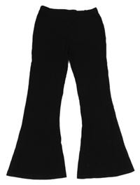 Čierne rebrované flare nohavice